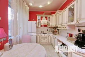 Дом 200м², 2-этажный, участок 4 сот.