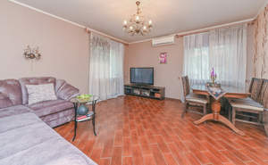 Дом 180м², 2-этажный, участок 7 сот.