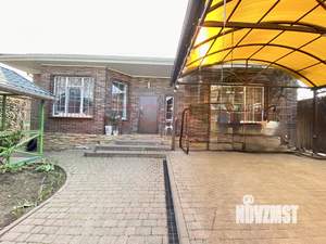 Дом 165м², 1-этажный, участок 3 сот.