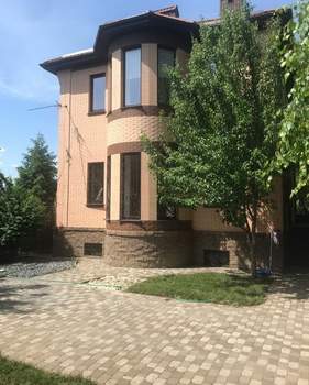 Дом 212м², 2-этажный, участок 4 сот.