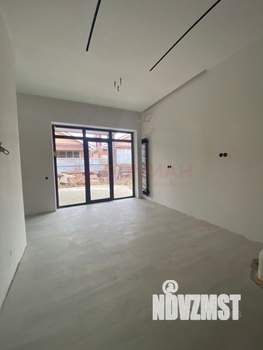 Дом 180м², 2-этажный, участок 6 сот.