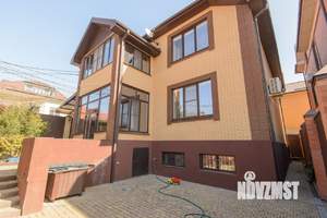 Дом 285м², 2-этажный, участок 3 сот.