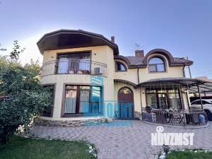 Дом 220м², 2-этажный, участок 7 сот.