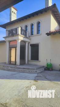 Дом 830м², 3-этажный, участок 22 сот.