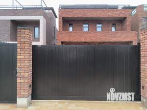 Дом 220м², 2-этажный, участок 4 сот.