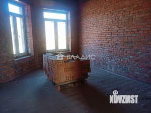 Дом 400м², 3-этажный, участок 5 сот.