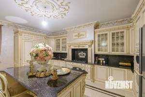 Дом 463м², 2-этажный, участок 6 сот.