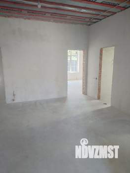 Дом 190м², 1-этажный, участок 6 сот.