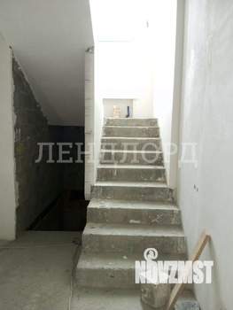 Дом 200м², 2-этажный, участок 6 сот.