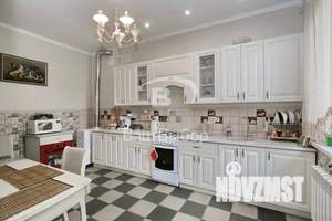 Дом 130м², 2-этажный, участок 3 сот.