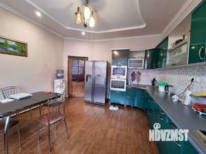 Дом 225м², 2-этажный, участок 5 сот.