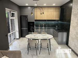 Дом 140м², 2-этажный, участок 3 сот.