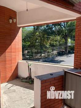 Дом 305м², 2-этажный, участок 3 сот.