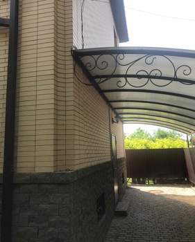 Дом 212м², 2-этажный, участок 4 сот.