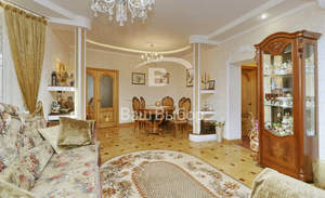 Дом 200м², 2-этажный, участок 4 сот.