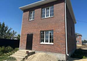 Дом 140м², 2-этажный, участок 4 сот.