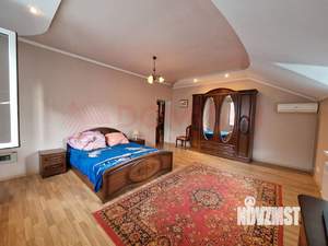 Дом 225м², 2-этажный, участок 5 сот.