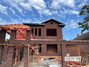 Дом 270м², 3-этажный, участок 4 сот.