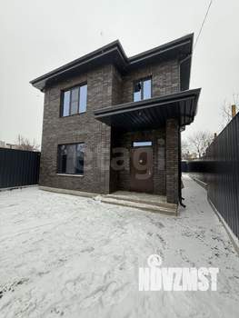 Дом 220м², 2-этажный, участок 4 сот.