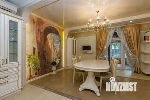 Дом 300м², 2-этажный, участок 8 сот.