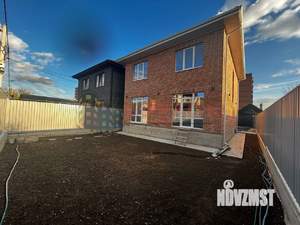 Дом 190м², 2-этажный, участок 4 сот.