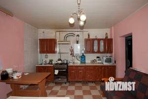 Дом 164м², 2-этажный, участок 6 сот.