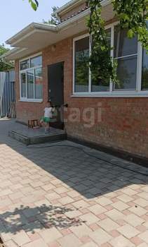 Дом 190м², 1-этажный, участок 6 сот.