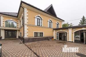 Дом 460м², 2-этажный, участок 6 сот.