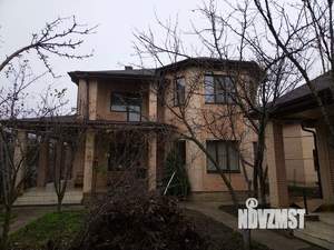 Дом 184м², 2-этажный, участок 6 сот.