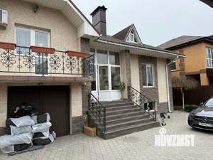 Дом 265м², 2-этажный, участок 6 сот.