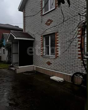 Дом 136м², 3-этажный, участок 6 сот.