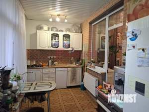 Дом 97м², 1-этажный, участок 3 сот.