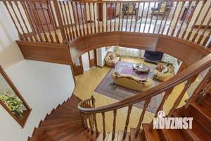 Дом 450м², 2-этажный, участок 819 сот.