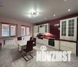 Дом 240м², 2-этажный, участок 3 сот.