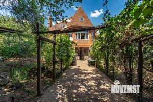 Дом 488м², 3-этажный, участок 7 сот.