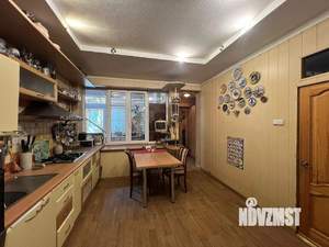 Дом 200м², 2-этажный, на длительный срок, 