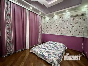 Дом 450м&sup2;, 2-этажный, посуточно, 