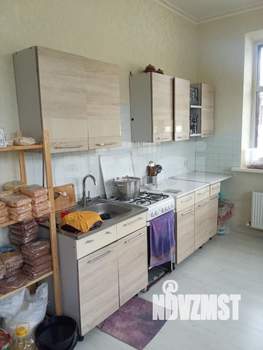 Дом 600м&sup2;, 4-этажный, на длительный срок, 