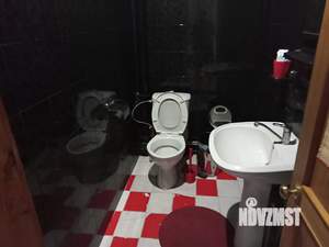 Дом 280м&sup2;, 2-этажный, на длительный срок, 