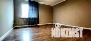 Дом 310м&sup2;, 2-этажный, на длительный срок, 