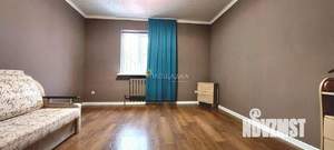 Дом 220м&sup2;, 2-этажный, на длительный срок, 