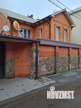 Дом 180м², 2-этажный, на длительный срок, 