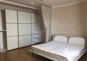 Дом 500м&sup2;, 2-этажный, на длительный срок, 