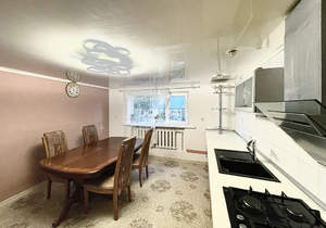 Дом 150м&sup2;, 2-этажный, на длительный срок, 