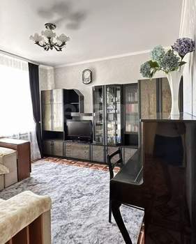 Дом 60м², 2-этажный, на длительный срок, 