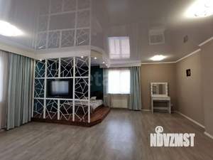Дом 200м², 2-этажный, на длительный срок, 