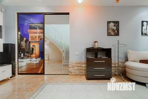 Дом 260м&sup2;, 2-этажный, посуточно, 