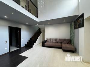 Дом 150м², 2-этажный, на длительный срок, 