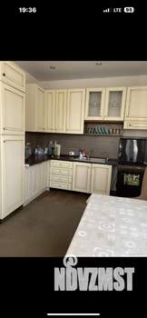 Дом 220м², 2-этажный, на длительный срок, 