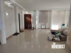 Дом 300м², 2-этажный, на длительный срок, 